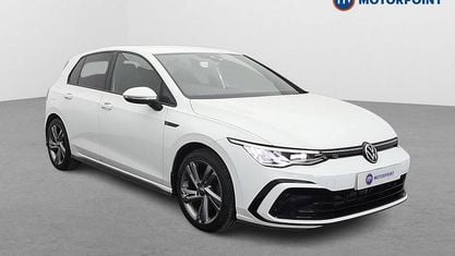 Używany VW Golf VIII R-line 131 KM (96 kW) 2023 Biały Hatchback