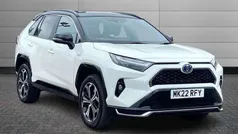 White pearl with black bitone roof Used 2022 Toyota RAV4 Hybrid SUV | £31,250 (Fair price)