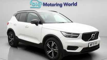 Used Volvo XC40 R-Design 163 HP (119 kW) 2021 SUV