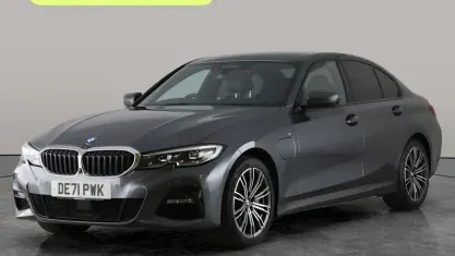Usado BMW 330e M Sport 292 HP (214 kW) 2022 Sedan