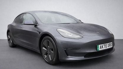 Używany Tesla Model 3 Long Range AWD 258 kW (351 KM) 2023 Sedan/Limuzyna