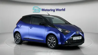 Usado Toyota Aygo Trend 72 CV (52 kW) 2021 Utilitario