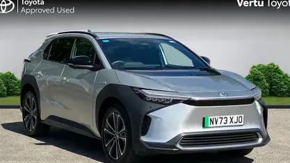 Used Toyota bZ4X 150 kW (204 HP) 2024 Silver SUV
