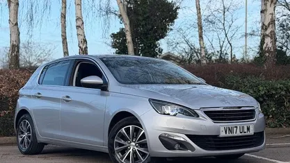 Used Peugeot 308 Allure 120 HP (88 kW) 2016 Hatchback