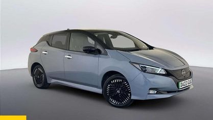 Usado Nissan Leaf Tekna 160 kW (218 HP) 2022 Cinzento Citadino