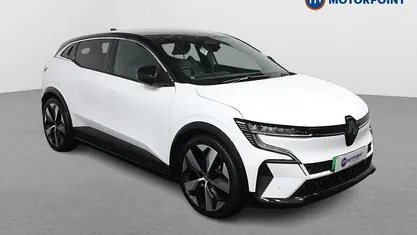 Used 2023 Renault Megane E-Tech Techno Hatchback | £19,599 (Fair price)