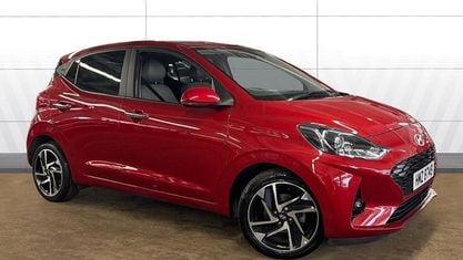 Usado Hyundai i10 Premium 63 HP (46 kW) 2025 Vermelho Citadino