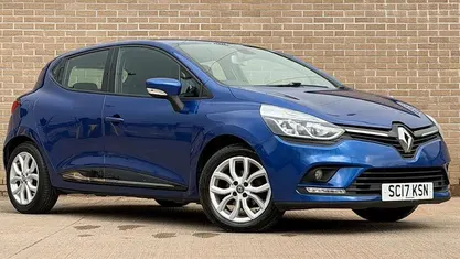 Used Renault Clio IV Dynamique 75 HP (55 kW) 2018 Hatchback