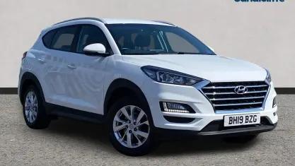 Used Hyundai Tucson SE 132 HP (97 kW) 2019 White SUV