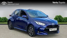 Blue Used 2022 Toyota Yaris Hybrid Design Hatchback | £17,013 (Fair price)