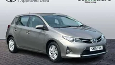 Used 2015 Toyota Auris Hybrid Hatchback | £10,500 (Fair price)