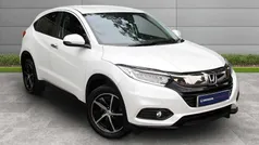 Platinum white Used 2020 Honda HR-V SE SUV | £14,450 (Fair price)