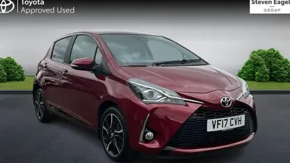 Used Toyota Yaris Design 111 HP (81 kW) 2017 Red Hatchback