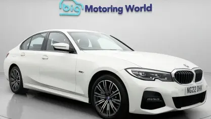 Begagnad BMW 330e M Sport 292 HK (214 kW) 2022 Vit Sedan