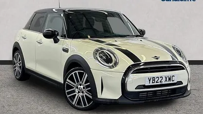 Used Mini Cooper Exclusive 136 HP (100 kW) 2022 White Hatchback