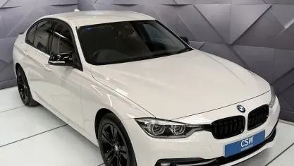 Used BMW 318 Sport Line 150 HP (110 kW) 2018 White Sedan