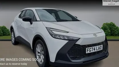 Used Toyota C-HR 140 HP (102 kW) 2026 SUV