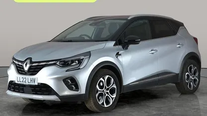 Grey/black Used 2022 Renault Captur SE SUV | £12,800 (Fair price)