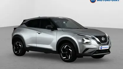 Used Nissan Juke N-Connecta 114 HP (83 kW) 2023 Silver SUV