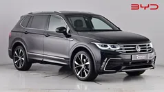 Deep black Used 2022 VW Tiguan Allspace R-line SUV | £26,790 (Fair price)