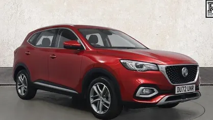 Red Used 2023 MG HS Excite SUV | £15,990 (Fair price)