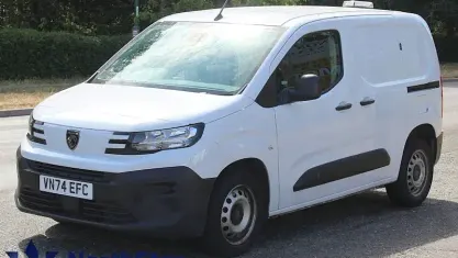 Used Peugeot Partner 131 HP (96 kW) 2024 White MPV