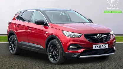 Used Vauxhall Grandland X SRi 131 HP (96 kW) 2021 Red SUV
