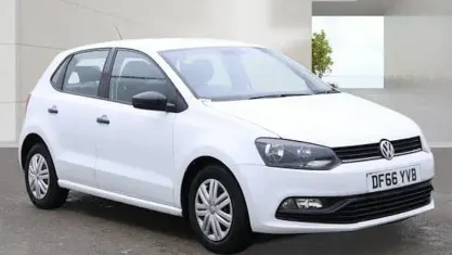 Used VW Polo S 60 HP (44 kW) 2016 White Hatchback