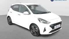 White Used 2024 Hyundai i10 Premium Hatchback | £15,499 (Fair price)