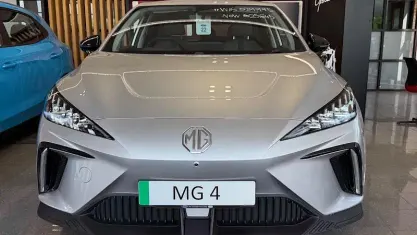 New MG MG4 EV 169 kW (231 HP) 2026 Hatchback