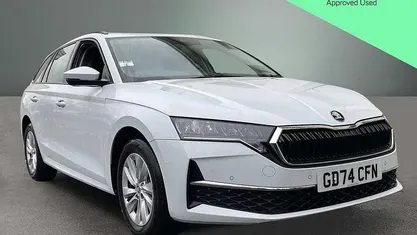 Used Skoda Octavia SE Technology 116 HP (85 kW) 2024 White Estate