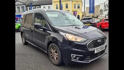 Used Ford Tourneo Titanium 120 HP (88 kW) 2021 Estate