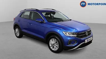 Used VW T-Roc Life 110 HP (80 kW) 2023 Blue SUV