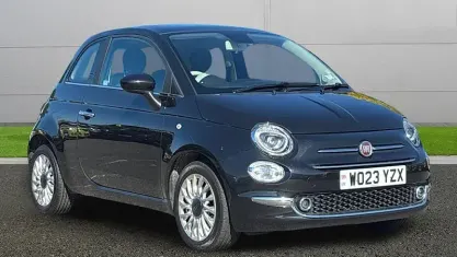 Usado Fiat 500 70 CV (51 kW) 2023 Negro Utilitario
