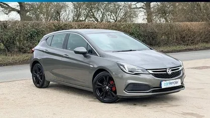 Used Vauxhall Astra SRi 150 HP (110 kW) 2019 Hatchback