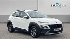White Used 2022 Hyundai Kona SE SUV | £14,200 (Good price)