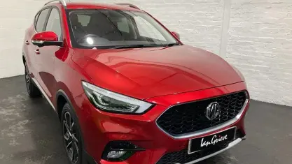Used MG ZS Exclusive 111 HP (81 kW) 2023 Red SUV