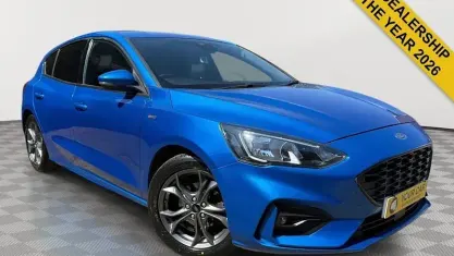 Used Ford Focus ST-Line 120 HP (88 kW) 2019 Blue Hatchback