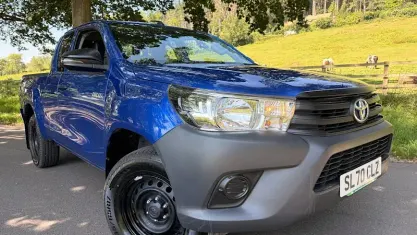 Used Toyota HiLux Active 150 HP (110 kW) 2020 Pickup
