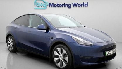 Begagnad Tesla Model Y Long Range AWD 286 kW (389 HK) 2025 SUV
