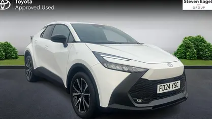 Used 2025 Toyota C-HR Design SUV | £25,657 (Fair price)