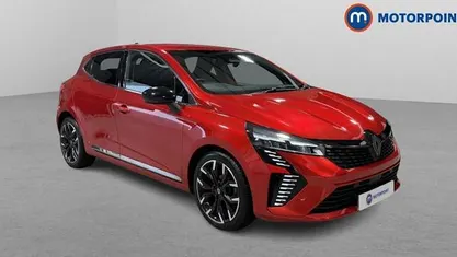 Used Renault Clio V Techno 90 HP (66 kW) 2024 Red Hatchback