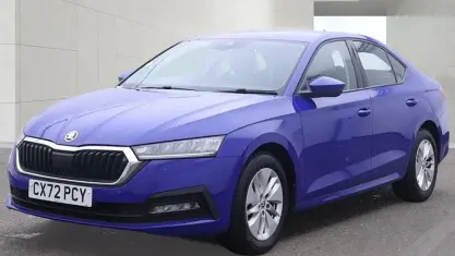 Used Skoda Octavia SE Technology 110 HP (80 kW) 2022 Blue Hatchback