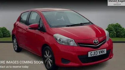 Used Toyota Yaris Multidrive S 101 HP (74 kW) 2013 Hatchback