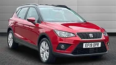 Desire red with black roof Used 2019 Seat Arona SE Technology SUV | £12,550 (Fair price)