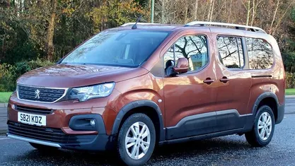 Used 2023 Peugeot Rifter Allure MPV | £14,995 (Fair price)