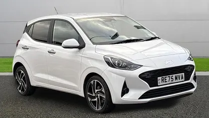 Used 2025 Hyundai i10 Premium Hatchback | £16,999 (Good price)
