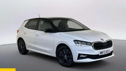 Used Skoda Fabia Colour Edition 110 HP (80 kW) 2023 White Hatchback