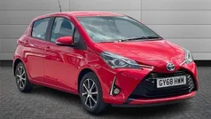 Chilli red Used 2019 Toyota Yaris Hybrid Hatchback | £12,999 (Good price)