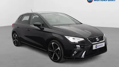 Usado Seat Ibiza FR Sport 110 HP (80 kW) 2023 Preto Citadino